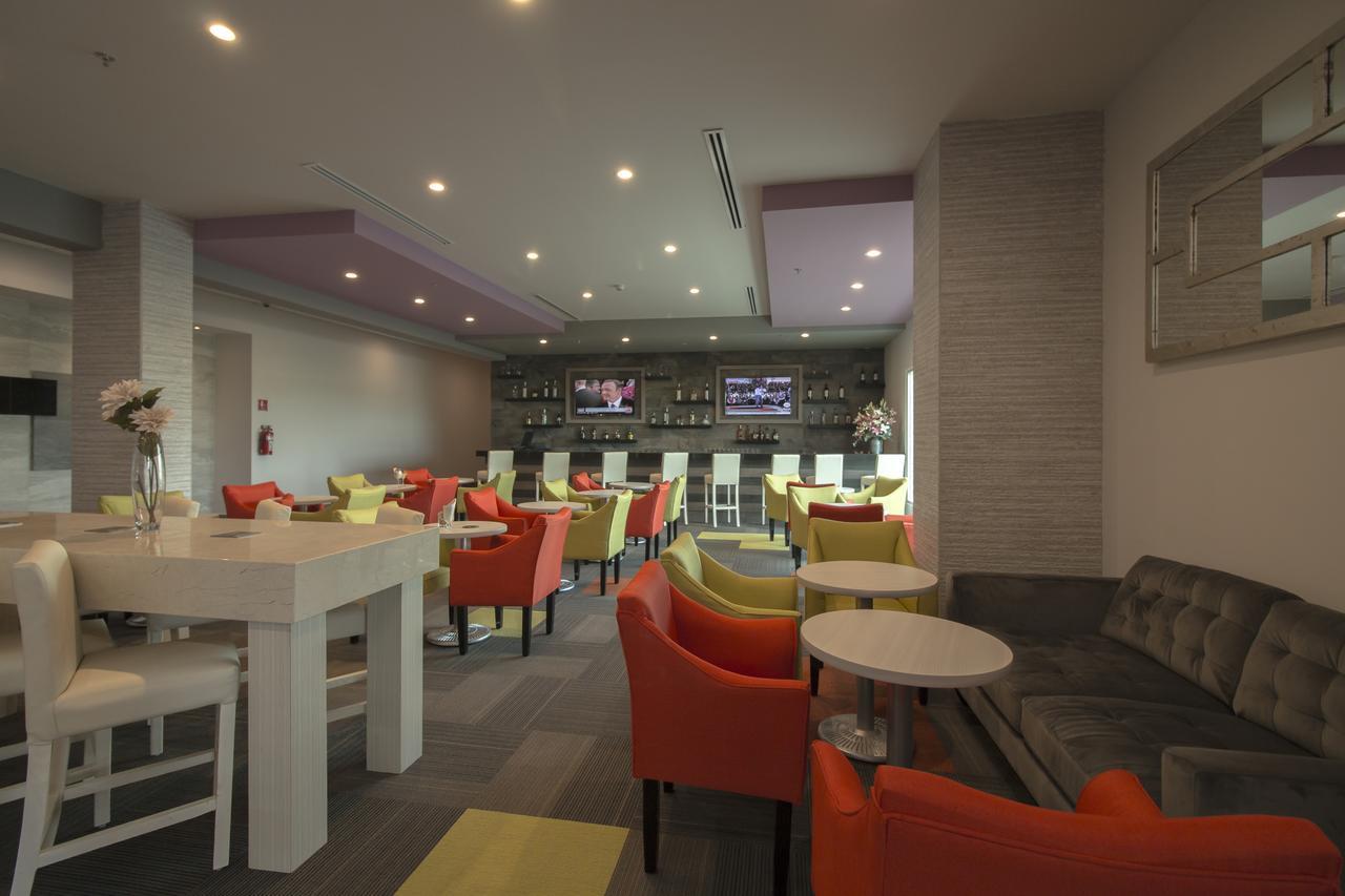 Chn Hotel Monterrey Aeropuerto, Trademark By Wyndham Apodaca Esterno foto