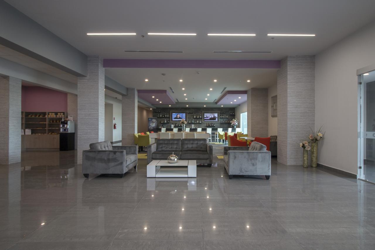 Chn Hotel Monterrey Aeropuerto, Trademark By Wyndham Apodaca Esterno foto